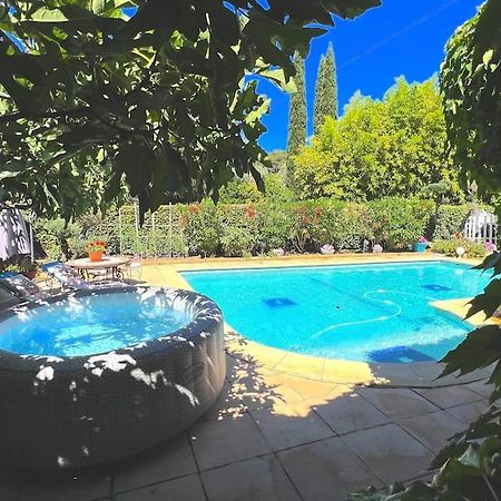 Le Jardin De Mae Apartment Bouc Bel Air Bagian luar foto