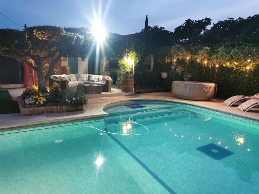 Le Jardin De Mae Apartment Bouc Bel Air Bagian luar foto