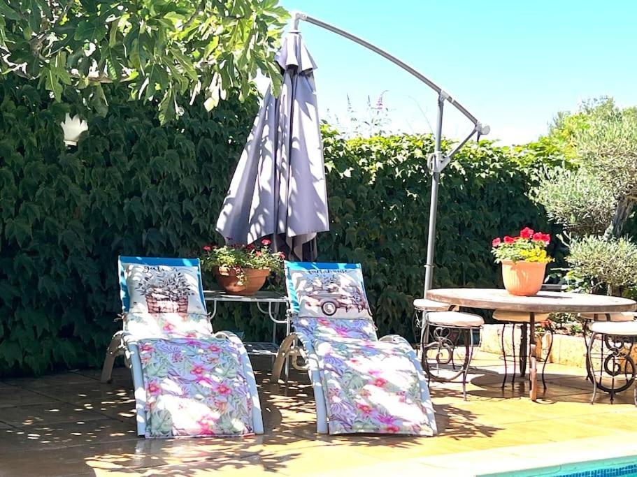 Le Jardin De Mae Apartment Bouc Bel Air Bagian luar foto