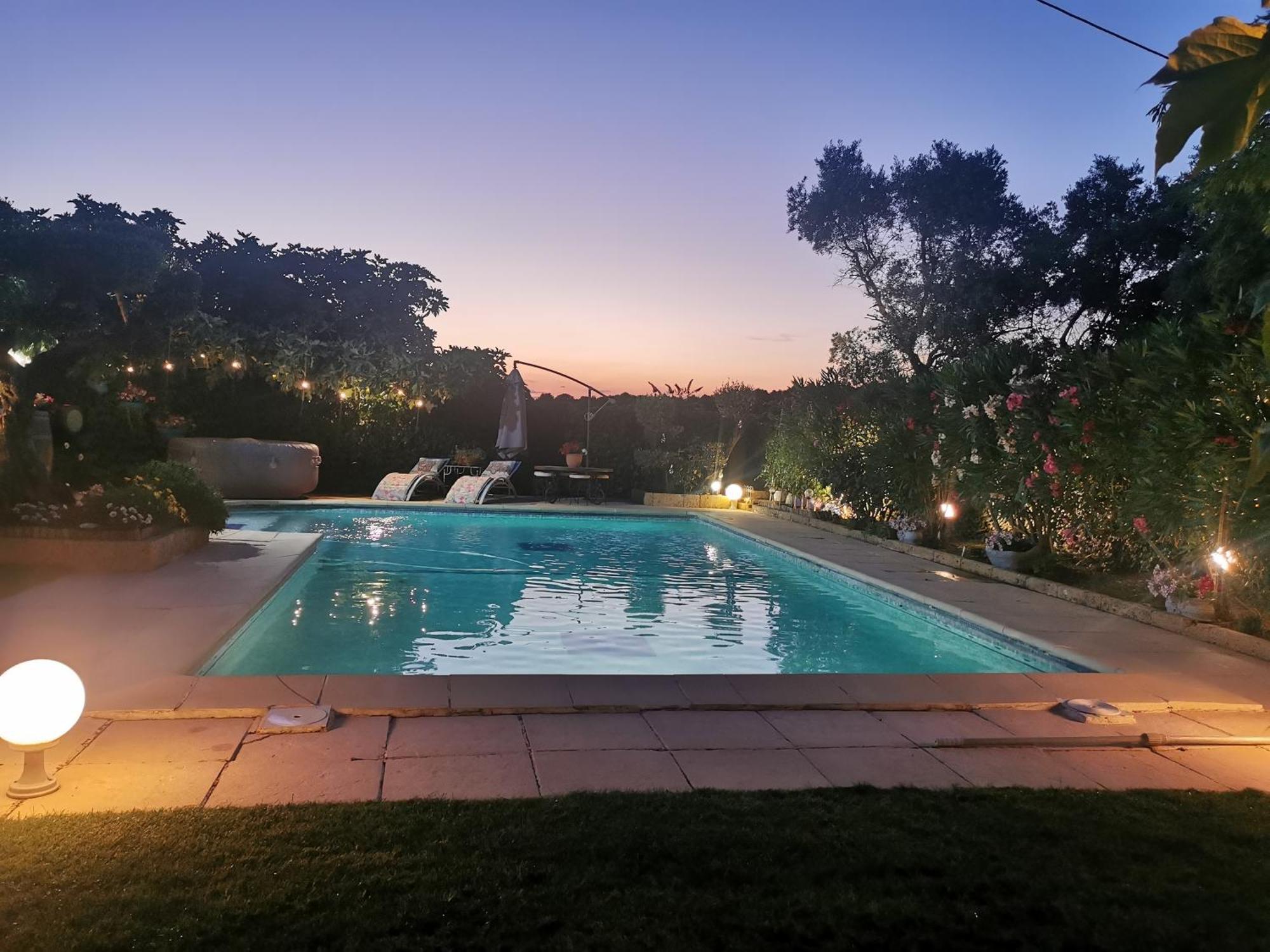 Le Jardin De Mae Apartment Bouc Bel Air Bagian luar foto